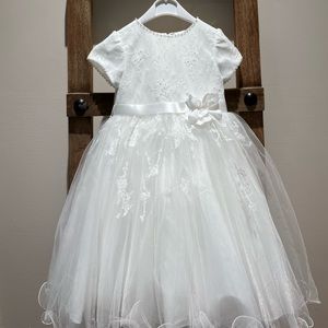 NEVER WORN. Sarah Louise 2T Baptism/Flower Girl gown.
